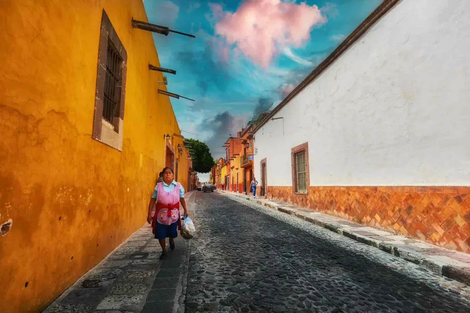 mexico-guide_street.webp