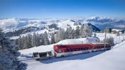 La Magia Invernal de Suiza en Tren