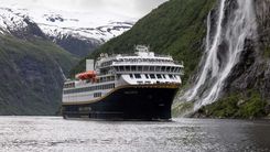 Explora los Fiordos en Barco, Edición Semana Santa